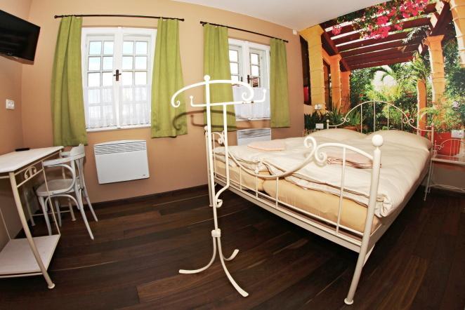 Hotel Penzion Kasper Cyklopenzion à Jindřichův Hradec Extérieur photo